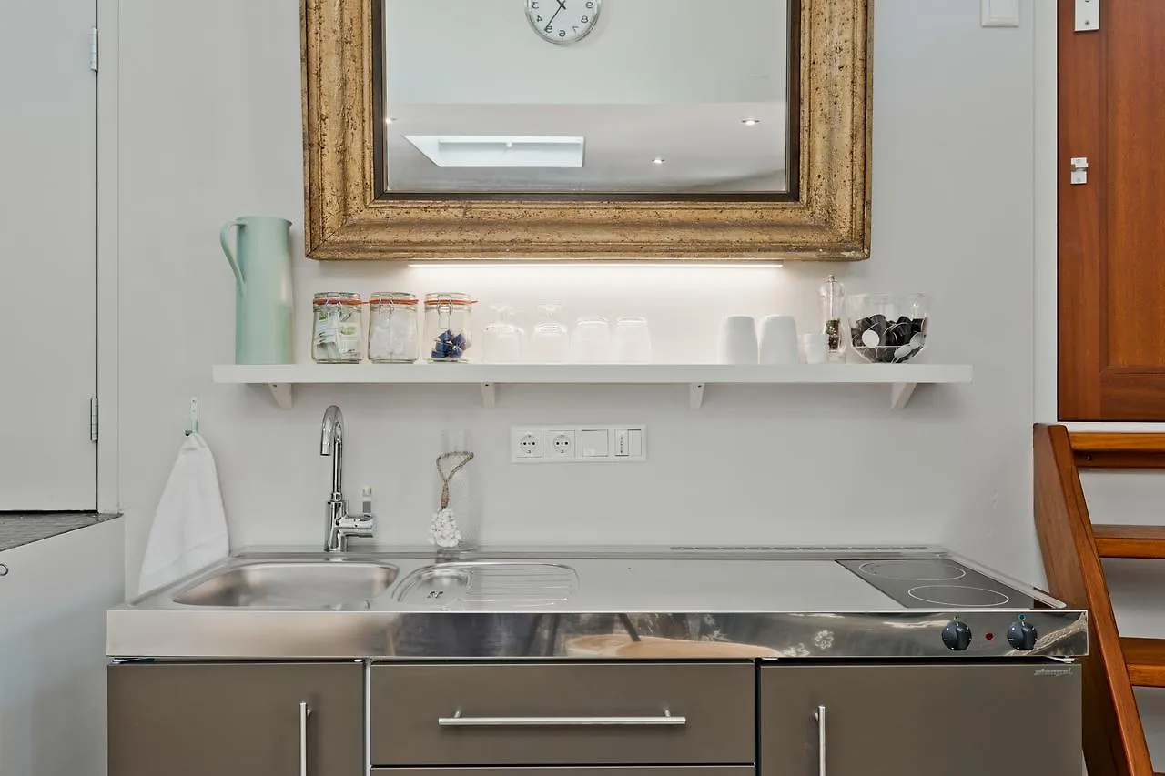 Coco'S Boatique Bed & Breakfast Amsterdam Netherlands
